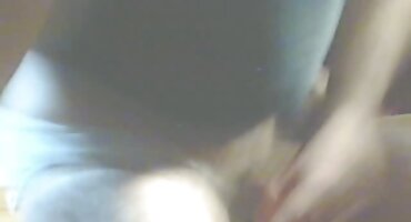 Rubia se sexo gratis señoras maduras bañó y se acarició el coño con los dedos en agua caliente