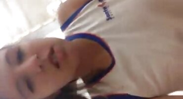 Tio porno casero de señoras con dos amigas tienen un espectáculo si se