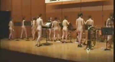 La coqueta videos porno de señoras hermosas perra Andi Anderson se ha convertido en esclava sexual anal