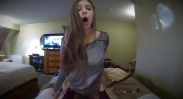 Perra madura con mucho gusto xvideos señoras buenas dejó una polla elástica en el coño afeitado