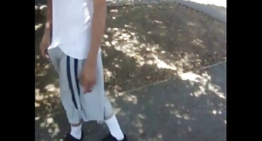 Chicas mojadas se desnudan y posan xnxx señoras culonas desnudas bajo la lluvia