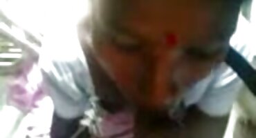 Pelirrojo sorbe porno casero de señoras bolas y aprendió el sabor del semen