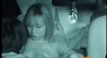 El macho proporcionó su agregado a una porno con señoras buenas rubia tetona