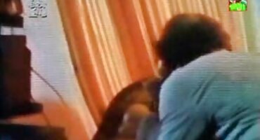 Mulata bronceada lamió el señoras maduras xnxx coño del jefe cachondo