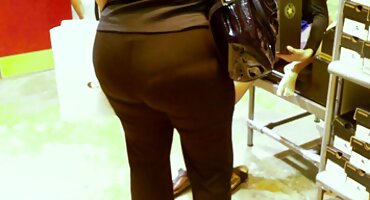 Masturbación con vibrador xvideos señoras acompañada de suaves Gemidos de pelo negro