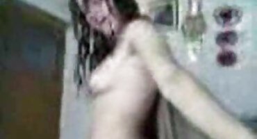 Macho barbudo mastica un señoras de 45 cojiendo trapo al anochecer.