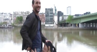 Masajista libertino le dio un masaje lujurioso a la vagina de xnxx señoras culonas un cliente pelirrojo