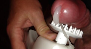 BB viene al club de hombres porno mexicano de señoras para follar en grupo y correrse