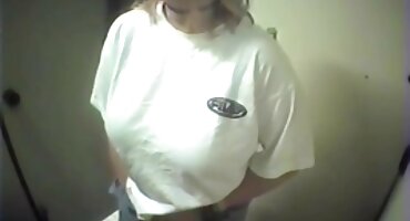 Mujer tetona sedujo al entrenador señoras calientes cojiendo y consiguió una polla productiva