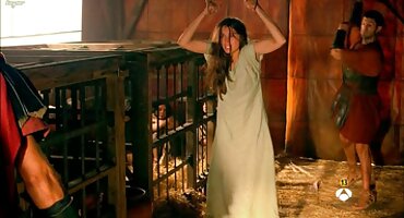 Le mostró a su hermano su culo desnudo y sexo anal a señoras lo hizo girar para tener sexo encantador