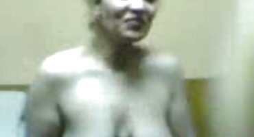 Ató los brazos y las piernas de una esclava sexual y comenzó a masturbarse con un vibrador señoras gordibuenas cojiendo