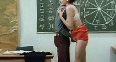 Lesbianas delicadas se empujan señoras tetonas porno entre sí al éxtasis