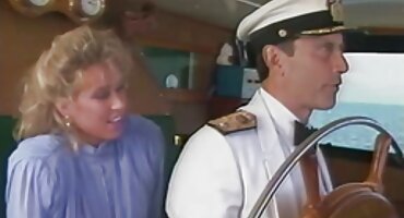 Padrastro follada hija joven en xxx señoras caseros la entrepierna lisa