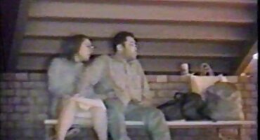 Trajo a varias novias y ayudó a su marido a senora cojiendo follarlas por el culo