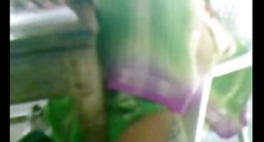 Chica checa avergonzada señoras culonas videos dando mamada en un casting porno