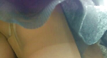 Los chicos señoras de 40 cachondas tienen un gangbang con una vieja puta rusa