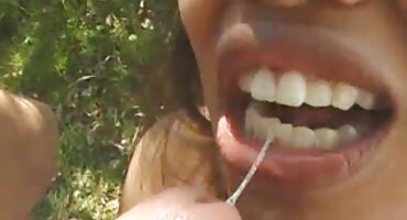 La gorda llegó al dormitorio con el chico por la mañana y cojiendo con señoras mayores se ofreció a follar